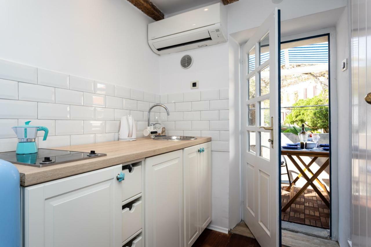 Ferienwohnung Little House In Baska Exterior foto