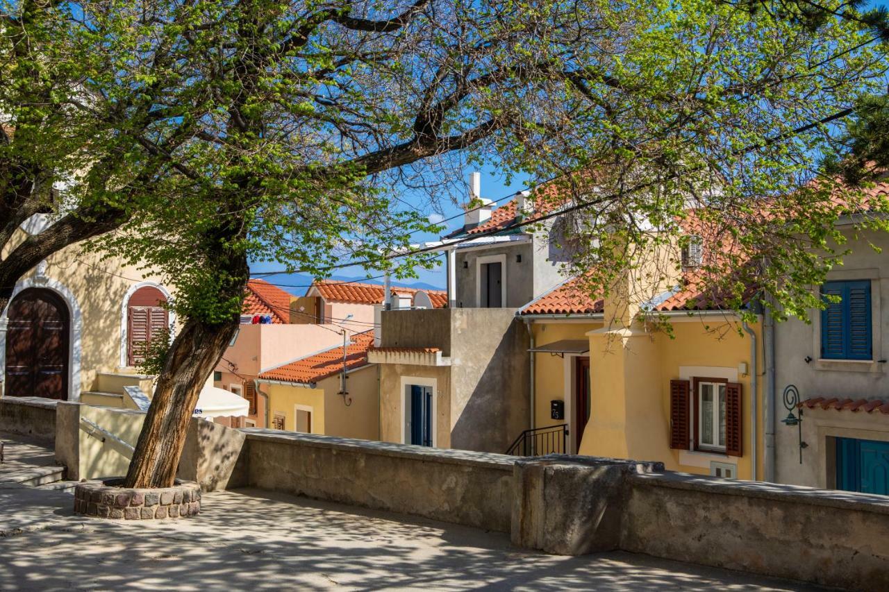 Ferienwohnung Little House In Baska Exterior foto
